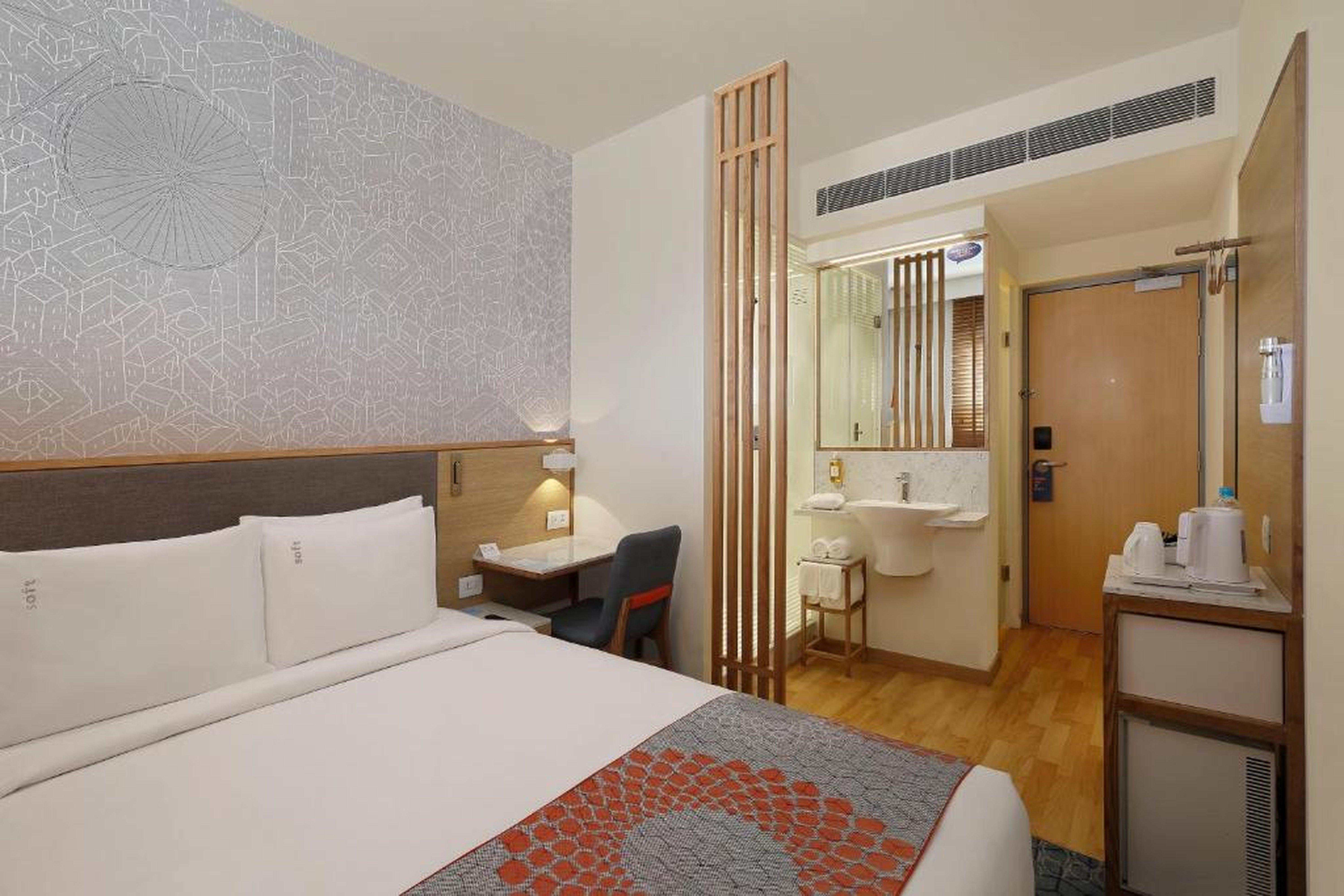 Holiday Inn Express Ahmedabad Prahlad Nagar By Ihg Dış mekan fotoğraf